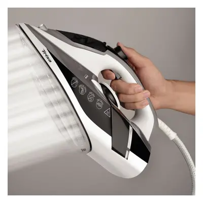 Trisa Dampfbügeleisen Professional Steam i6242